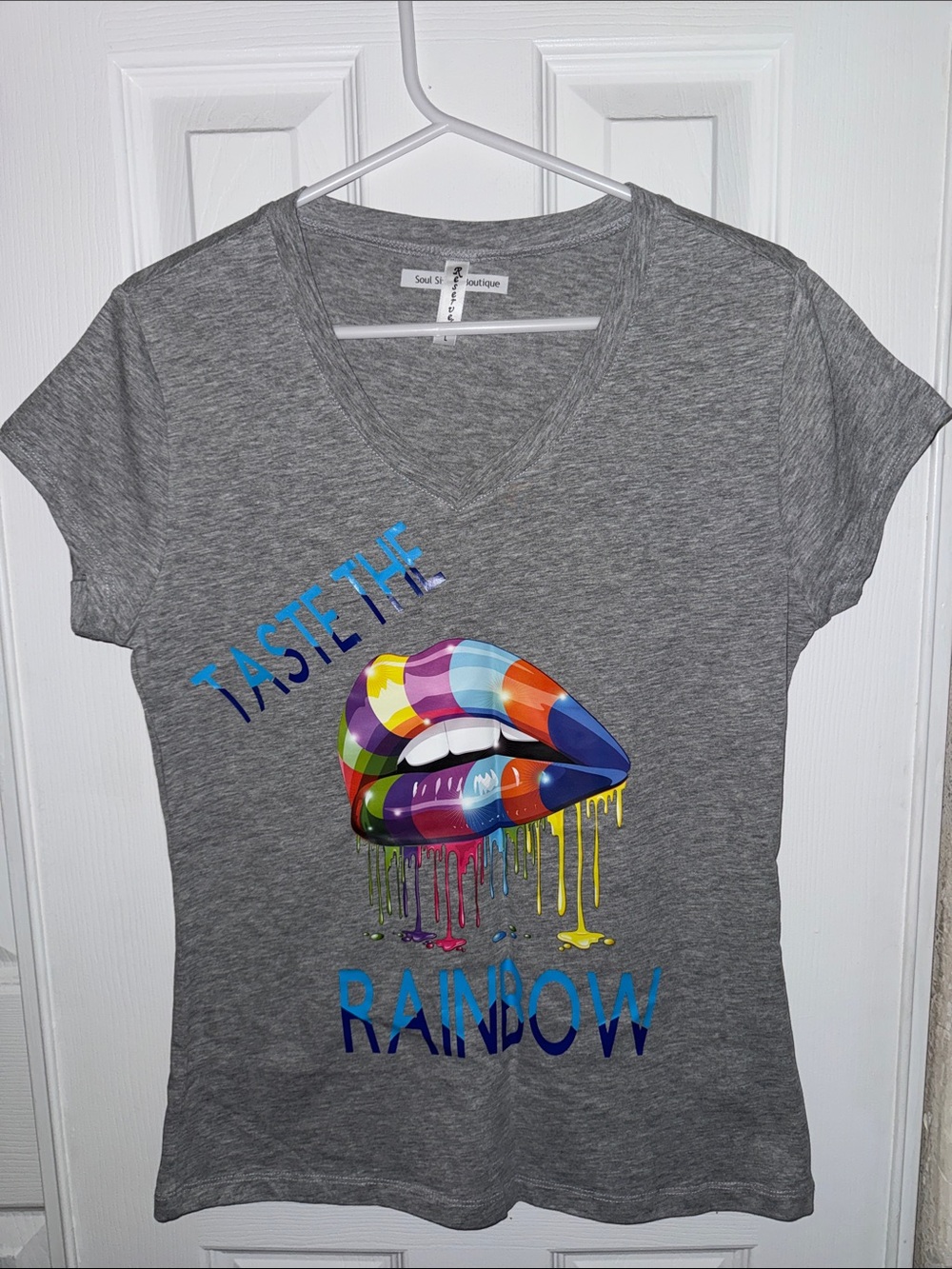 Gray V-Neck Tee with Colorful Rainbow Lips Graphic